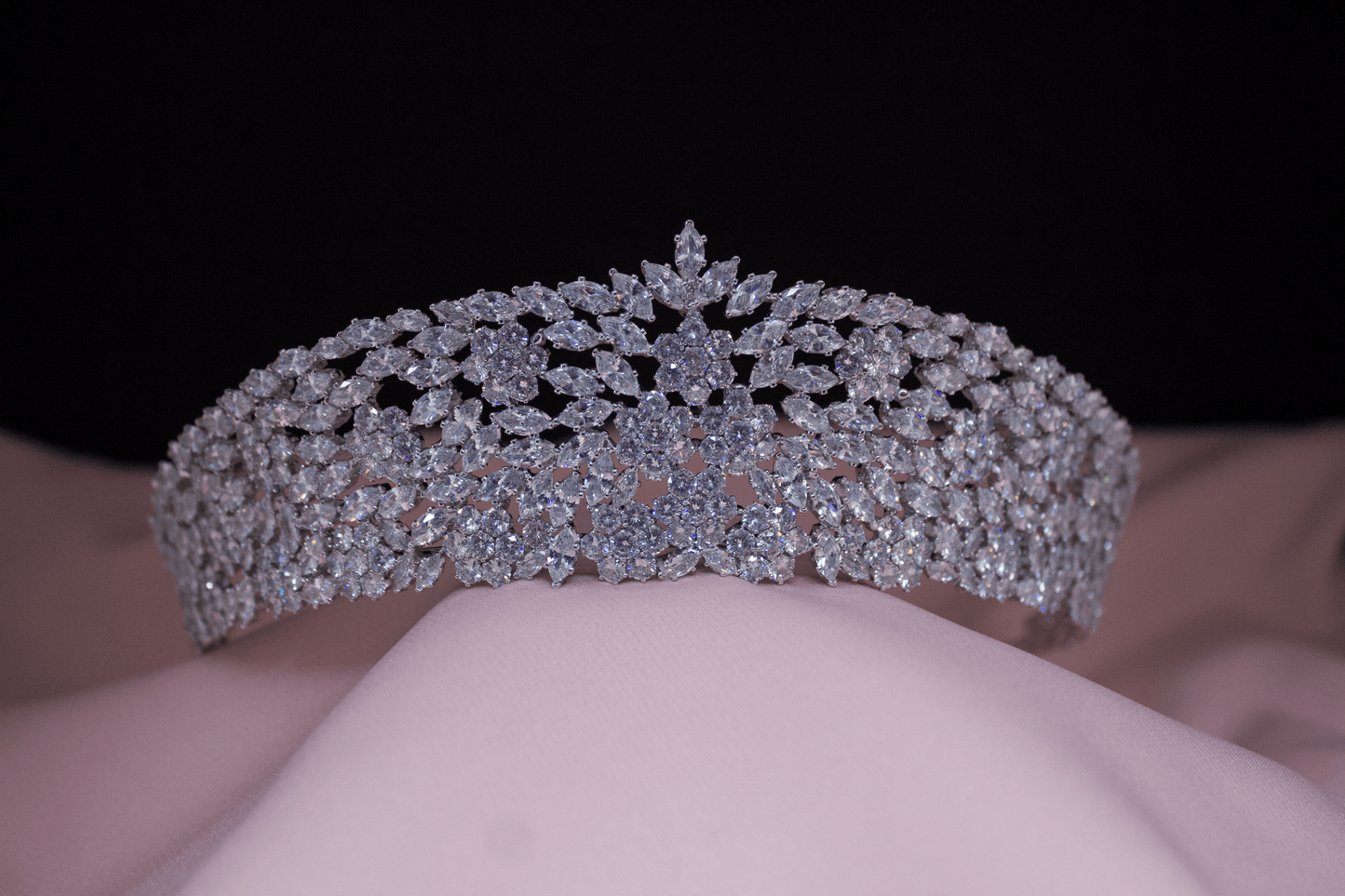Lozna tiara bruids kroon haar accessoires